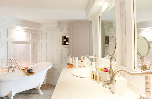 Vetricella Hotel | L'Hostellerie Du Moulin Des Oliviers