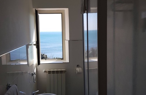 Santa Marinella Hotel | L'Isola