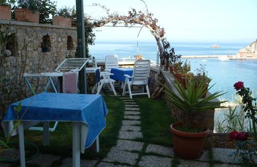 Ponza House | L'Isolana Case Vacanza Palma 2