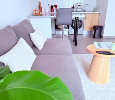 Quartier Croix-Daurade Apartment | L'Occitan T2 à 10 minutes du cœur de Toulouse Parking privé et Métro