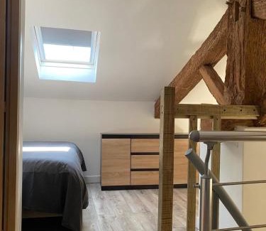 La Celle-sous-Gouzon Apartment | L'orangerie