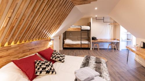 Saint-Aubin House | L'ORIGINE