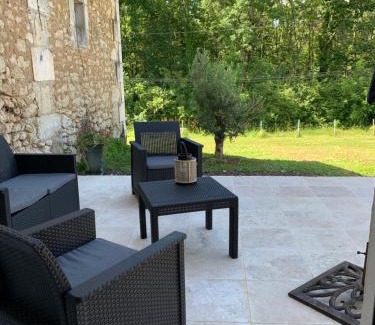 Trelissac House | L Ostal