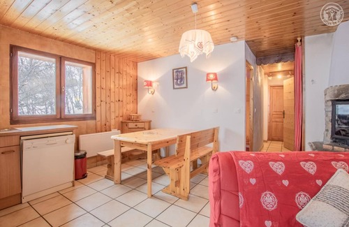 Bonneval-sur-Arc House | L'OUILLE DU MIDI - THE BULLFINCH