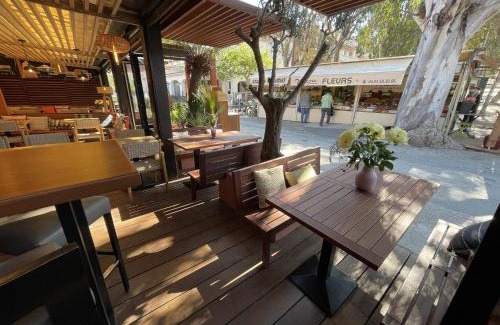 Porquerolles Hotel | L'Oustaou De Porquerolles