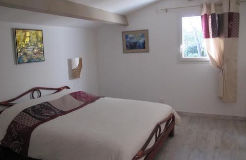 Lambesc Bed & Breakfast | L'Oustau de Bigatié