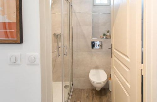 Lazaret Apartment | L46 2P Port, 2min du Cap et 5 du port/CLIM & WIFI