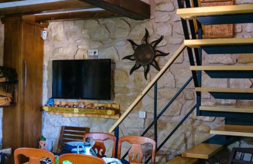 Rus House | La alegria de las cuevas