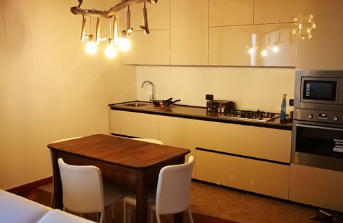 Pagnano Apartment | La Barchessa Suite of Villa Volpi with park