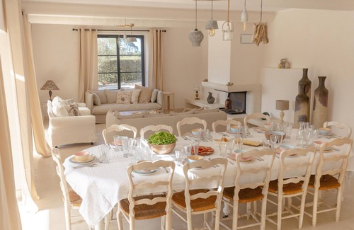Saint-Cyr-sur-Mer Villa | La Bastide D'eau, Exceptionnel Classée 5 , Piscine, Proche Mer, 14 Couchages,