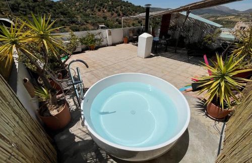 Casabermeja House | La Bermeja, Alojamiento completo, terraza con bañera y vistas panorámicas