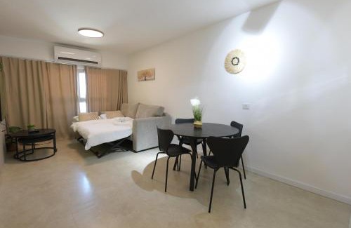 Eilat Apartment | La Bonita Eilat Amazing Pool