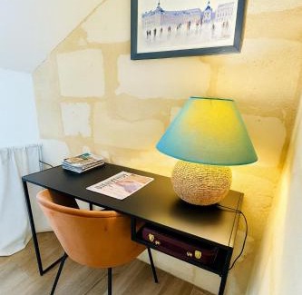 La Celle-sous-Gouzon Villa | La Bulle Médocaine villa élégante avec jaccuzy privé