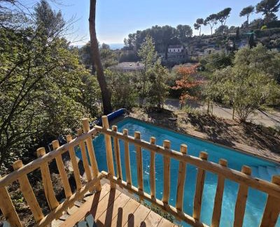 Nord Bed & Breakfast | La Cabane Aixoise Piscine & Jacuzzi