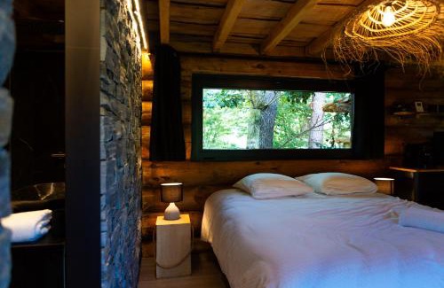 Saint-Louis Ski Chalet | La Cabane de l'Étang du Domaine de la Forestière