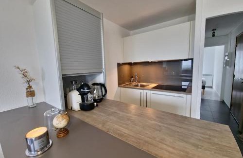 Trevignon Apartment | La cabine du Port, cosy, vue mer, plage à 100m