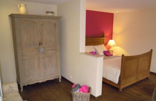 Walk Bed & Breakfast | La Cachette du Menuisier