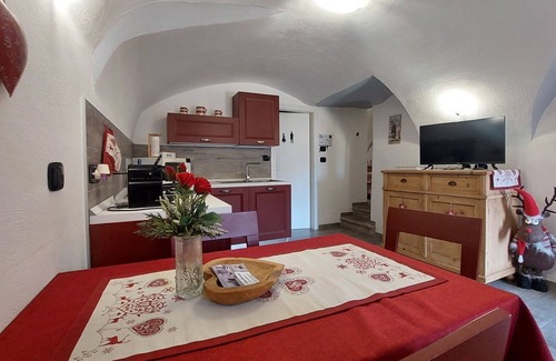 Montagnaga Apartment | LA CANONICA nature and peace, with terrace Wi-Fi PetFriendly with dog area