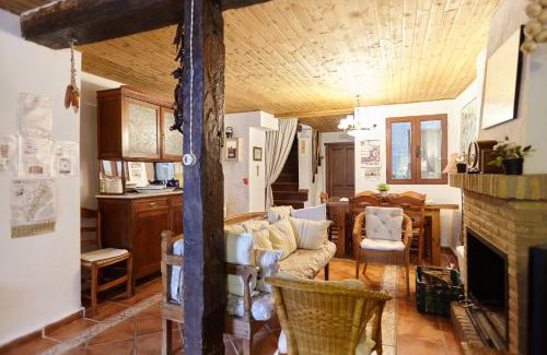 Hornos House | La Casa De La Abuela Clotilde