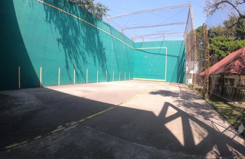 Cocoyoc House | La Casa del Frontón y Squash Cocoyoc para 26 personas
