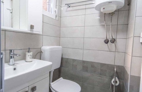 Omisalj Apartment | La Casa di Pietra - Old Town Apartment °2 with air conditioning, WiFi, close to the beach