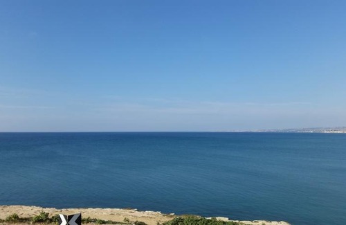 Cava dʼAliga House | La Casa Sopra IL Mare