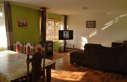 Valdivia House | La Casa Toesca