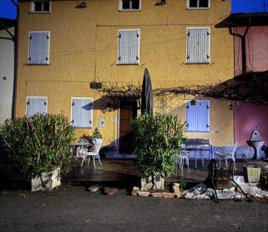 Montecalvo Versiggia Bed & Breakfast | La casa tra i vigneti