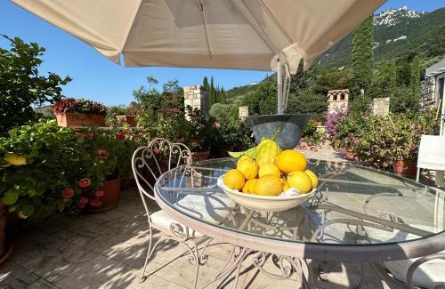 Toscolano Maderno Bed & Breakfast | La Cascata Negli Ulivi