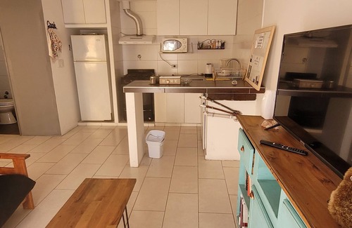 Mendoza City Center Apartment | La casita de la 5ta, hermoso dúplex en zona céntrica.