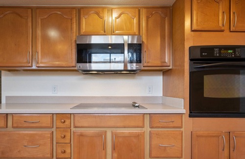 Sierra Vista House | ☀️La Casita Oasis | Central Location | Big Patio and Backyard