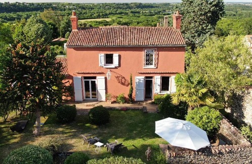 Champtoceaux Bed & Breakfast | La Charaudière
