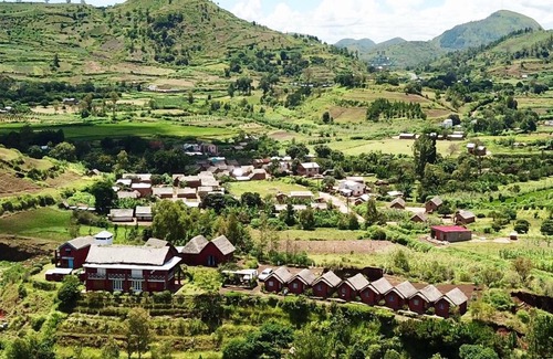 Ampefy Hotel | La Chaumière Ampefy