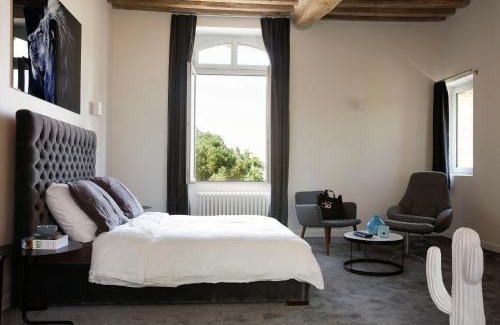 Honfleur Hotel | La Chaumière