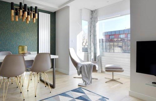 San Sebastian Centro Apartment | La Concha Attic by FeelFree Rentals