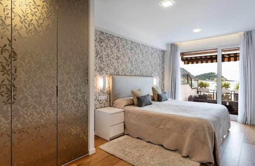 San Sebastian Centro Apartment | La Concha Best View