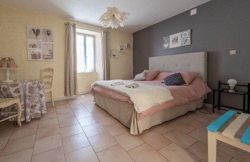 Autignac Bed & Breakfast | La Coquillade - Chambres d'hôtes
