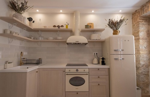 Old Town Apartment | La Corda - newly renovated apartment in Corfu town