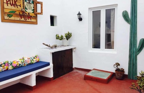 Caleta de Caballo Apartment | La Costa Apartment Sleeps 4 WiFi