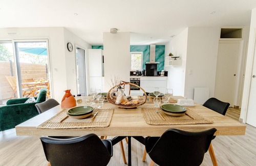 Ferel House | La Coulée Douce - FEREL