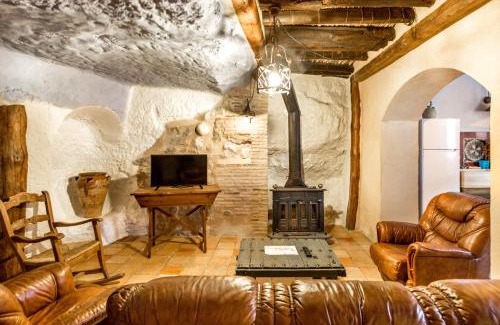 Alcala del Jucar House | La Cueva Colosal