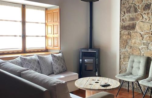 Inguanzo House | La Cueva del Bosque