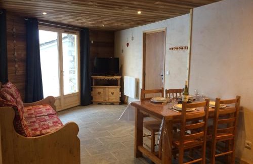 Bonneval-sur-Arc Apartment | La Datcha 2 - 4 personnes