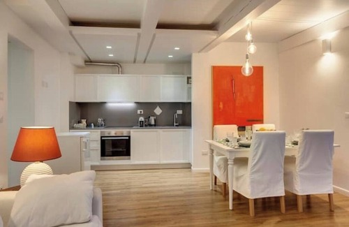 Gavinana House | La Delizia, house with garden and private parking. Florence