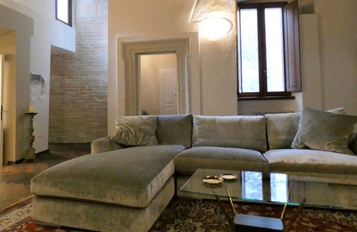 Narni House | LA Dimora DEL Cardinale, Scappo in Umbria