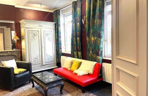 Bavay Apartment | La Domus Lemaitre 1, plain-pied, Wifi , TV, parking, jardin