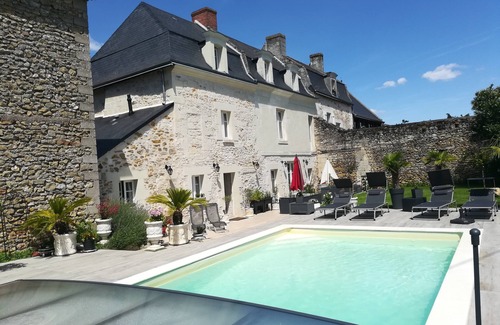 Chinon Villa | La Douce France Trianon/Summer rates 2024