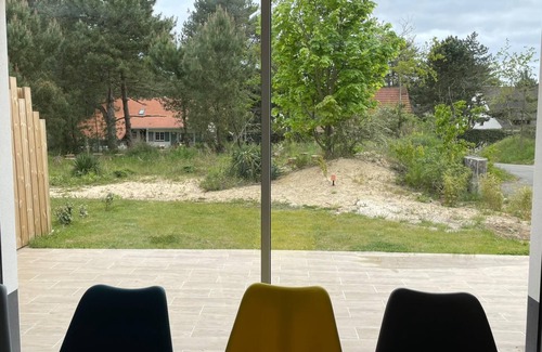 Hardelot-Plage Villa | "La Dune des Pins" your 9-person villa