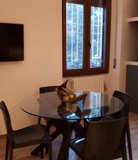 Santa Maria Novella Apartment | La Firenze Sogna