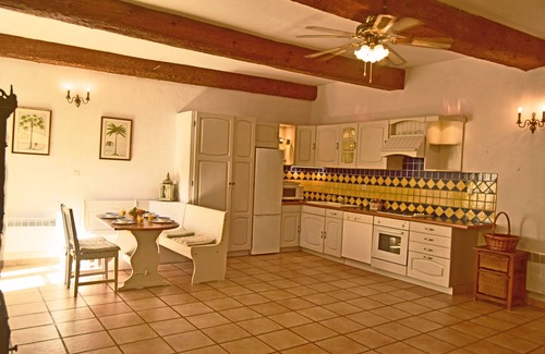 Nizas Villa | La Forge, 2 bedroom charming vineyard villa at Domaine Saint Ferreol